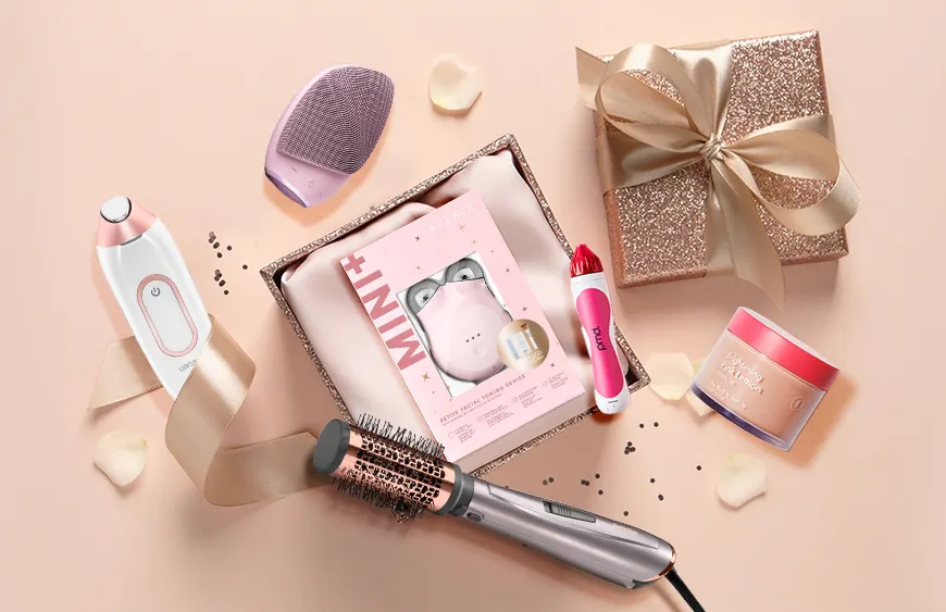 Unwrapping the Perfect Gifts A Holiday Season Beauty and Skincare Guide