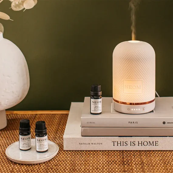 NEOM Scent to DE-STRESS Essential Oil Blend