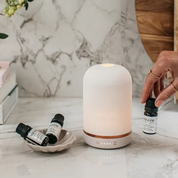 NEOM Scent to MAKE YOU HAPPY Essential Oil Blend